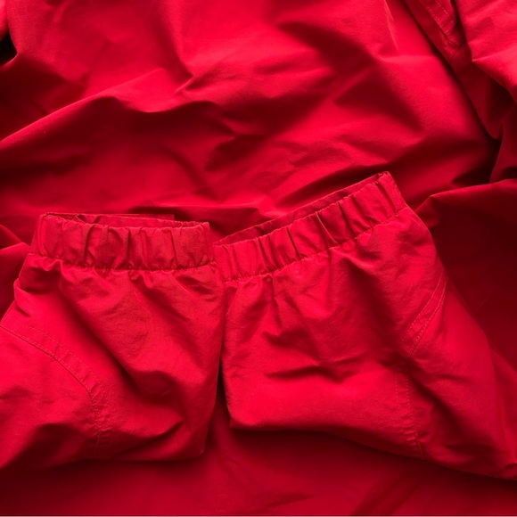 Lands' End Men’s Red Hooded Jacket - Picture 5 of 7